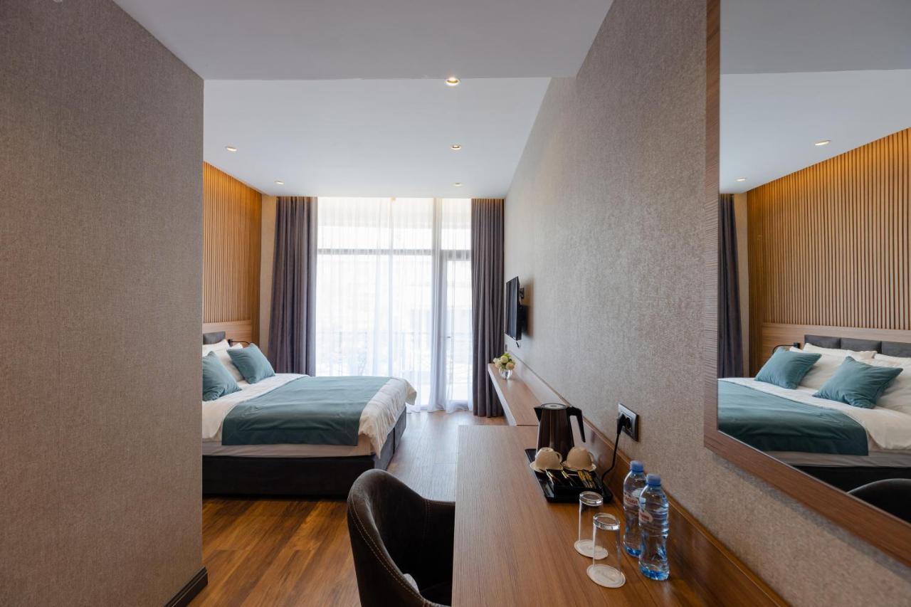Hotel Monarch Batumi Exteriér fotografie