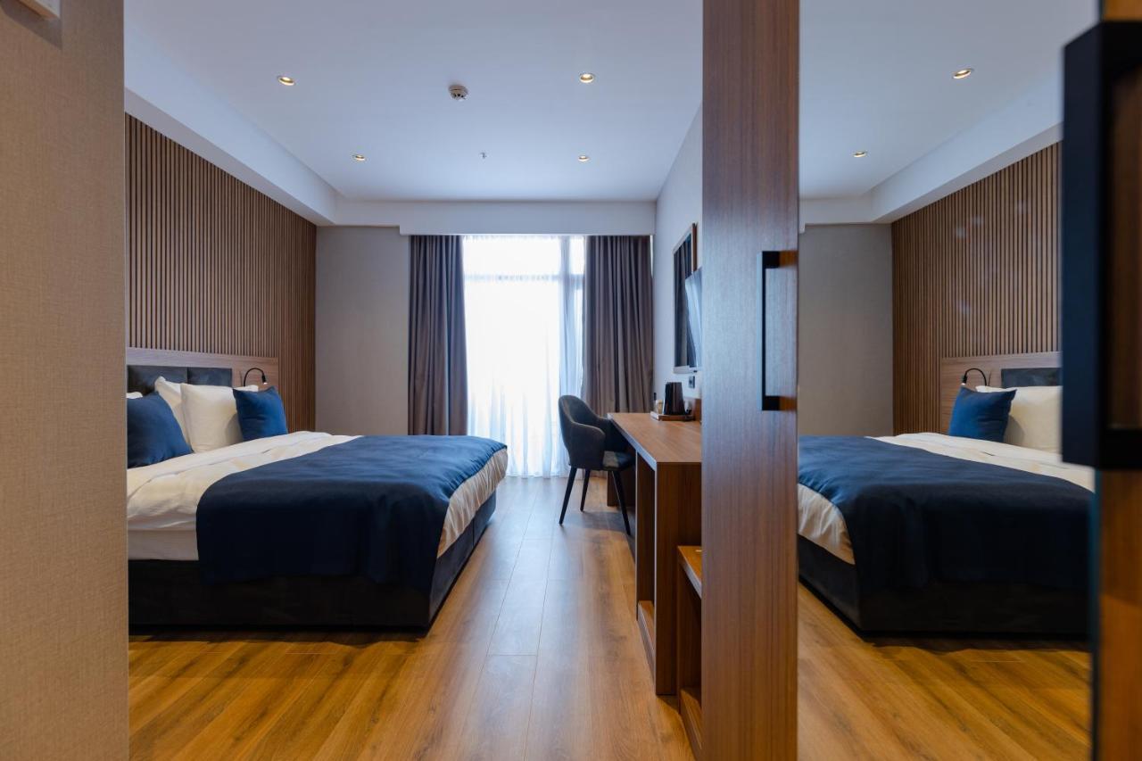Hotel Monarch Batumi Exteriér fotografie
